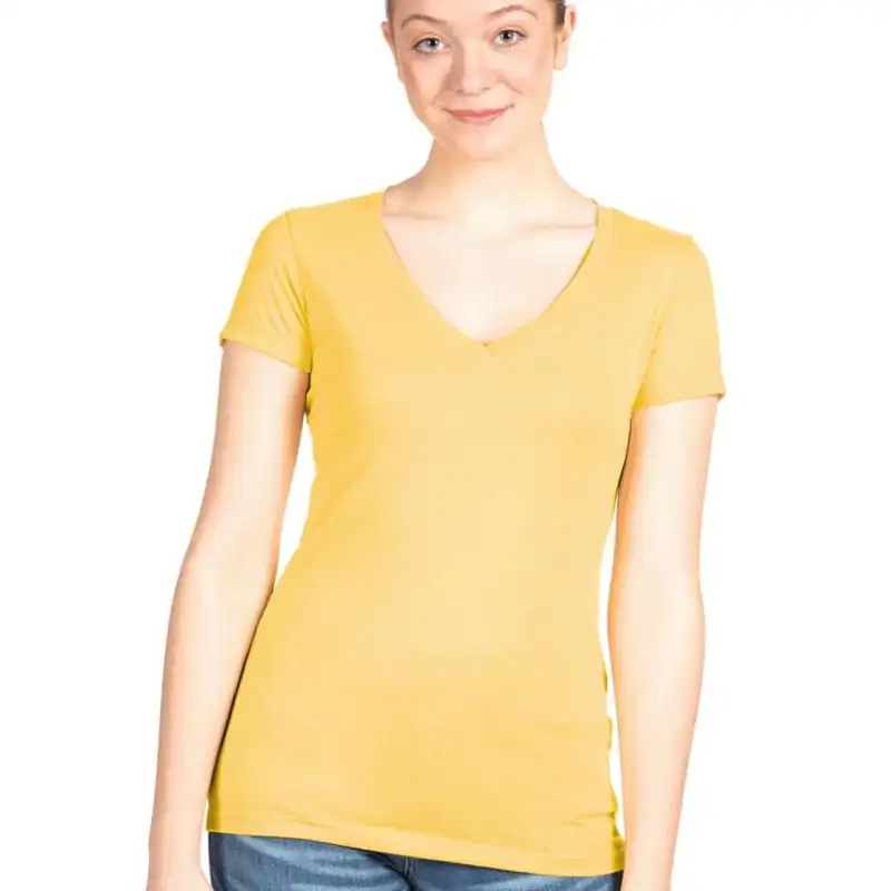 Banana Cream – on model – C1540